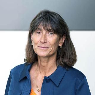 portrait de Françoise Gillen, membre du Conseil d'administration de l'Œuvre Nationale