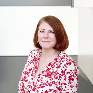 portrait de Gioia Bertemes, responsable de la communication à l'Œuvre Nationale