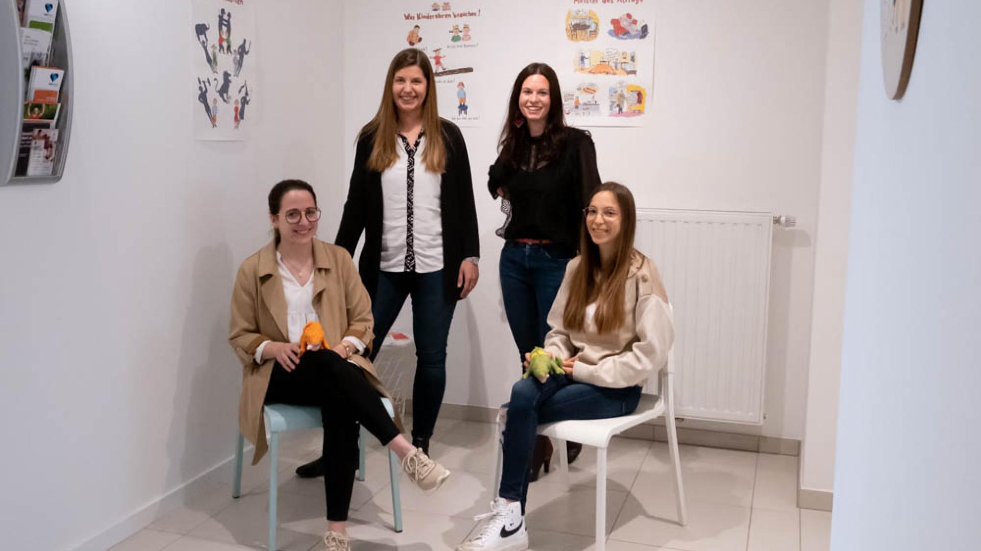Portrait de 4 femmes faisant partie de l'équipe de Pro Familia